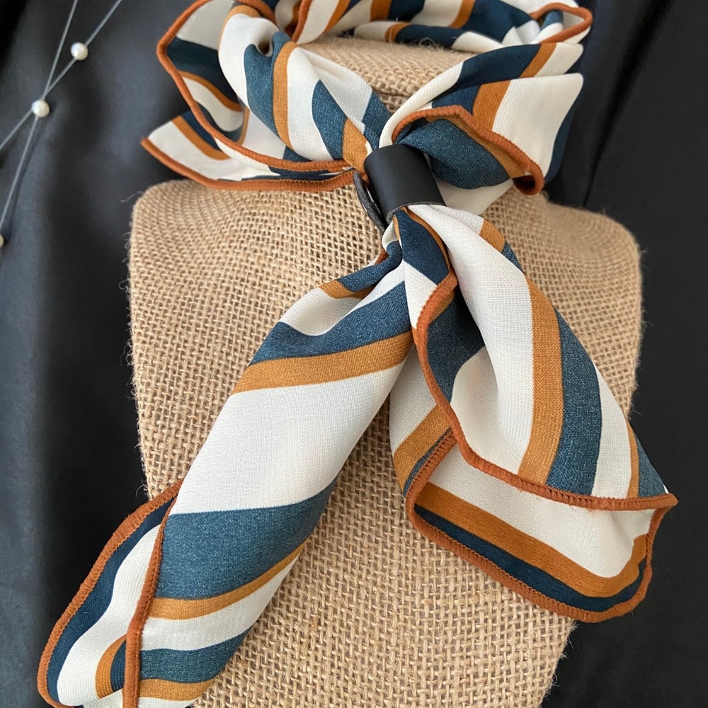 ❤️🔥𝕤𝕒𝕝𝕖❤️🔥 scarfs - Picture 1 of 3